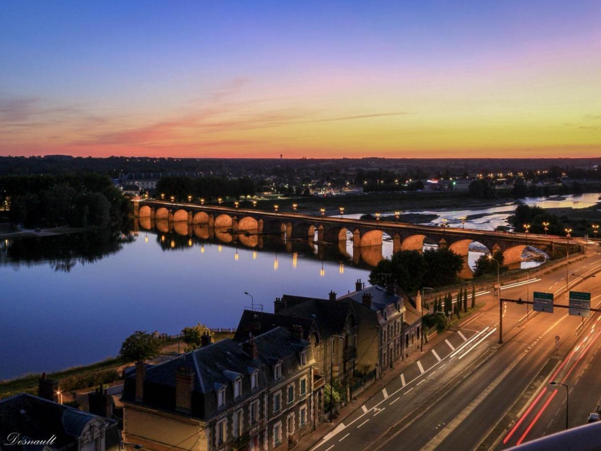 Appartement Panoramique Au Centre De Moulins Avec Terrasse, 2 Chambres, Et Equipements Modernes - Fr-1-489-412 エクステリア 写真